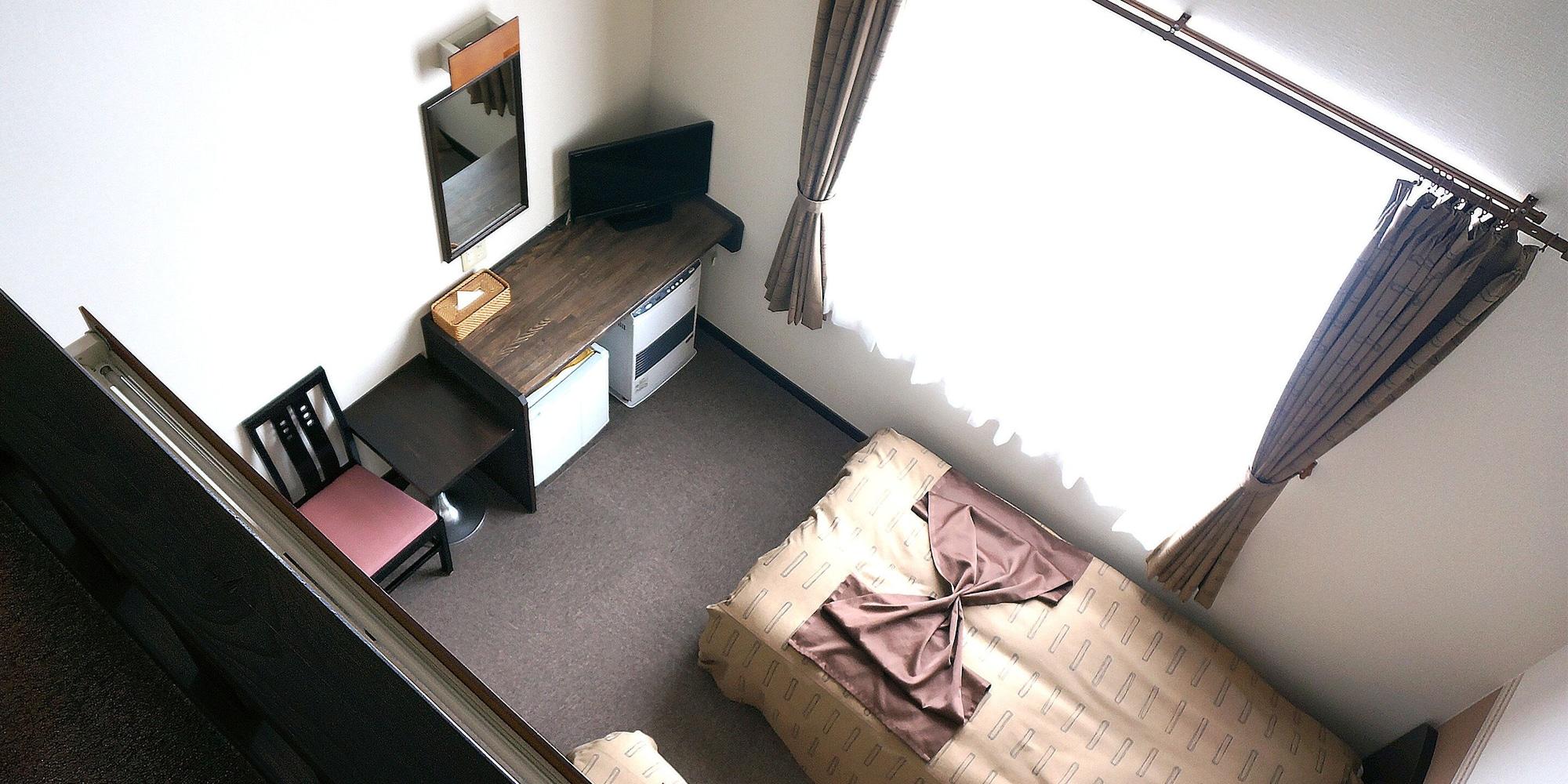 Petit Hotel Blaneneige Nakafurano Exterior photo